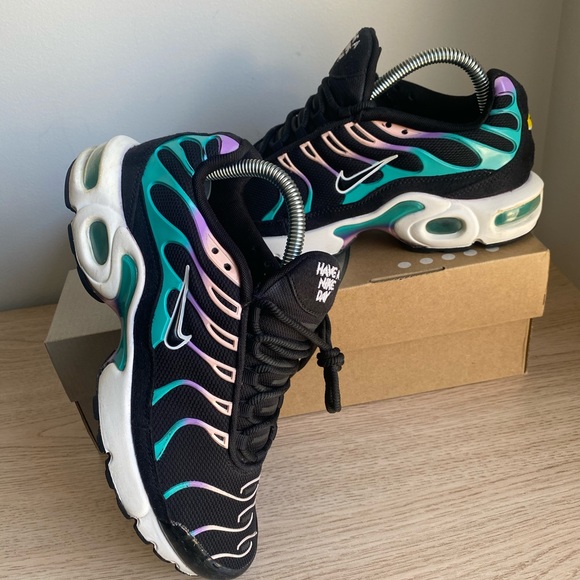 Nike Other - Nike AirMax Have Nike Day- 6.5 Y- 8 W